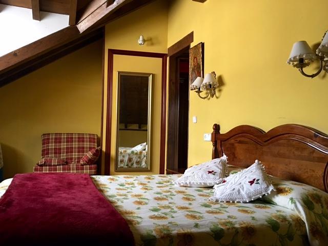 Posada La Casona De Ucieda Buitenkant foto